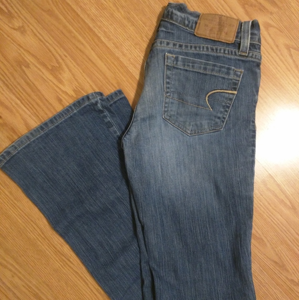 Size 4 American Eagle Women's Jeans